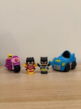 Fisher-Price Little People Batgirl/ Batman & Batmobile Toy Set Replacements